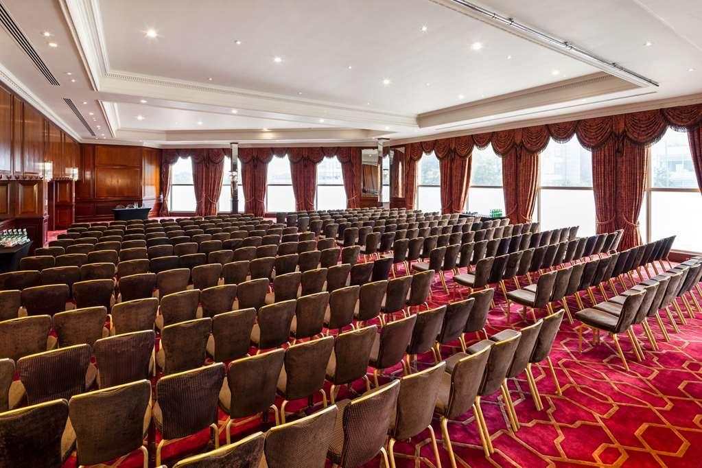 Radisson Blu Edwardian Heathrow And Conferen *